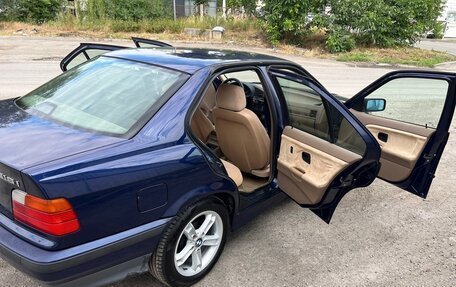 BMW 3 серия, 1996 год, 410 000 рублей, 11 фотография