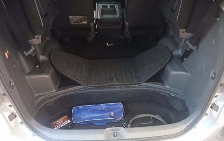 Toyota Noah III, 2009 год, 1 400 000 рублей, 3 фотография