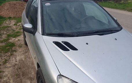 Peugeot 206, 2004 год, 195 000 рублей, 2 фотография