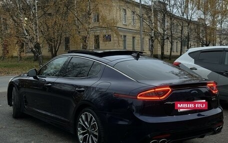 KIA Stinger I, 2018 год, 2 550 000 рублей, 8 фотография