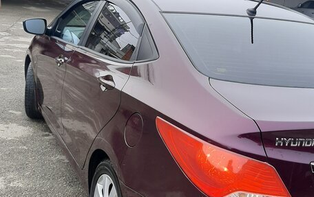 Hyundai Solaris II рестайлинг, 2011 год, 880 000 рублей, 2 фотография