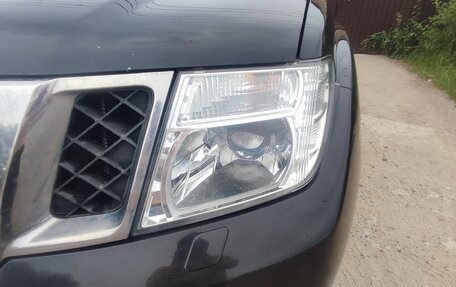 Nissan Navara (Frontier), 2013 год, 1 350 000 рублей, 3 фотография