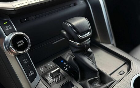 Toyota Land Cruiser, 2021 год, 12 480 000 рублей, 23 фотография
