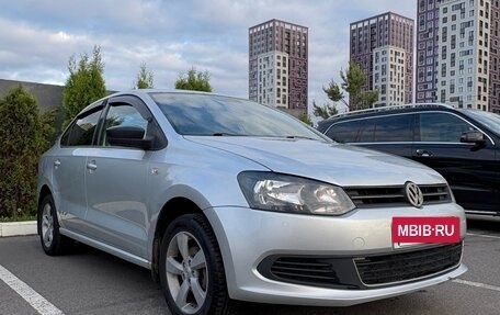 Volkswagen Polo VI (EU Market), 2013 год, 650 000 рублей, 2 фотография