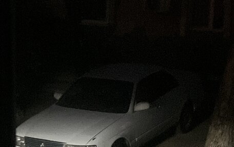Toyota Crown, 1993 год, 600 000 рублей, 2 фотография
