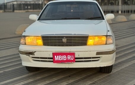 Toyota Crown, 1993 год, 600 000 рублей, 3 фотография