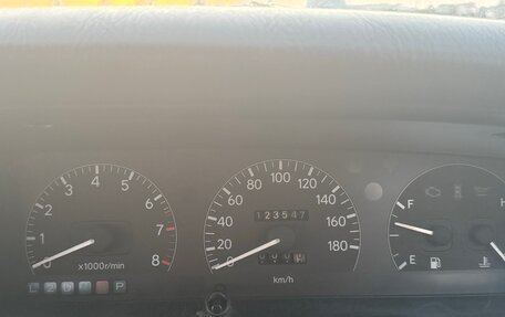 Toyota Crown, 1993 год, 600 000 рублей, 21 фотография