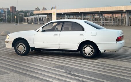 Toyota Crown, 1993 год, 600 000 рублей, 34 фотография