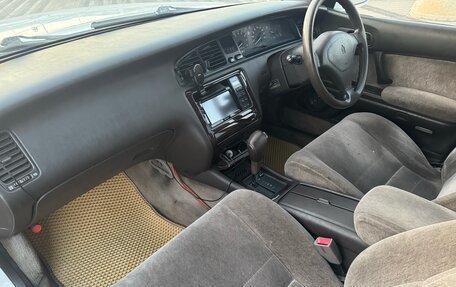 Toyota Crown, 1993 год, 600 000 рублей, 31 фотография