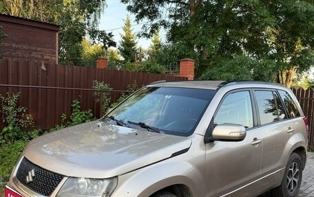 Suzuki Grand Vitara, 2011 год, 890 000 рублей, 1 фотография