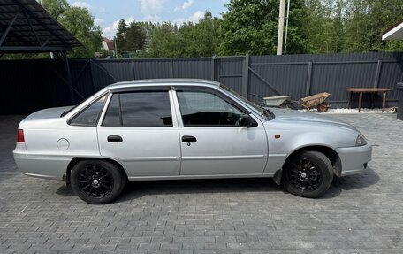 Daewoo Nexia I рестайлинг, 2011 год, 450 000 рублей, 2 фотография