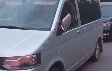 Volkswagen Multivan T5, 2010 год, 2 100 000 рублей, 2 фотография