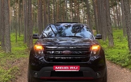 Ford Explorer VI, 2013 год, 2 650 000 рублей, 2 фотография