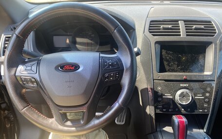 Ford Explorer VI, 2013 год, 2 650 000 рублей, 5 фотография