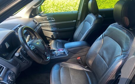 Ford Explorer VI, 2013 год, 2 650 000 рублей, 9 фотография