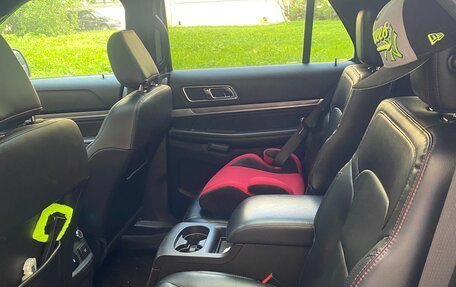 Ford Explorer VI, 2013 год, 2 650 000 рублей, 13 фотография
