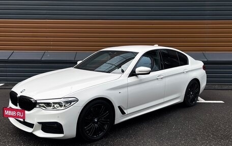 BMW 5 серия, 2019 год, 5 400 000 рублей, 2 фотография
