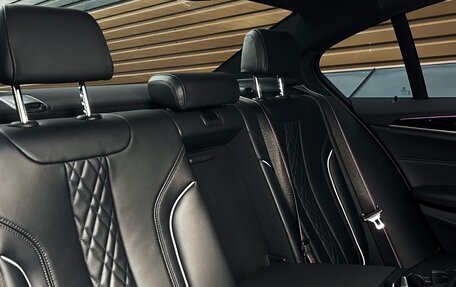 BMW 5 серия, 2019 год, 5 400 000 рублей, 24 фотография