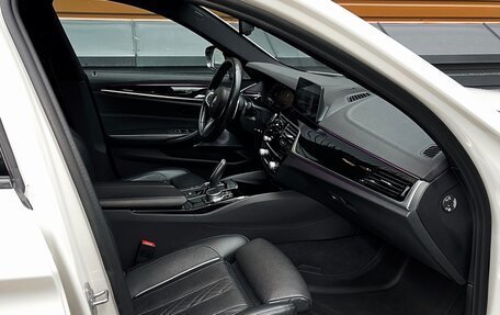BMW 5 серия, 2019 год, 5 400 000 рублей, 27 фотография