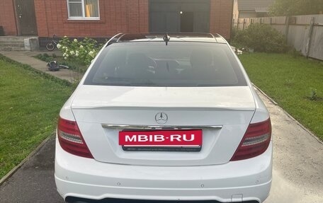 Mercedes-Benz C-Класс, 2013 год, 1 600 000 рублей, 2 фотография