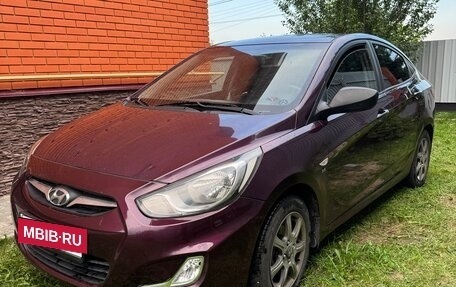 Hyundai Solaris II рестайлинг, 2011 год, 590 000 рублей, 2 фотография