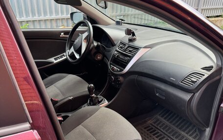Hyundai Solaris II рестайлинг, 2011 год, 590 000 рублей, 7 фотография