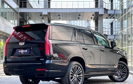 Cadillac Escalade V, 2025 год, 21 498 000 рублей, 6 фотография