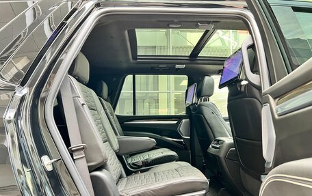 Cadillac Escalade V, 2025 год, 21 498 000 рублей, 38 фотография