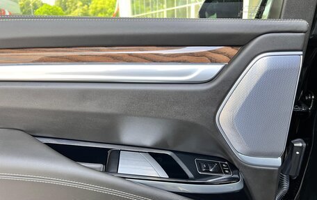 Cadillac Escalade V, 2025 год, 21 498 000 рублей, 36 фотография