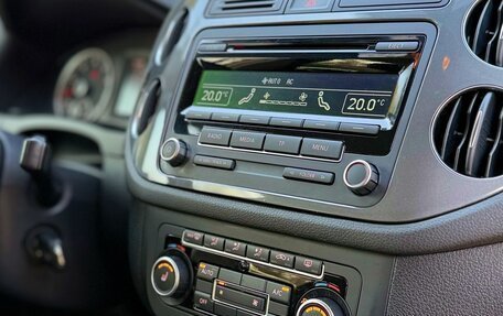 Volkswagen Tiguan I, 2012 год, 1 299 999 рублей, 10 фотография