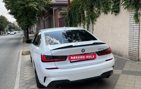 BMW 3 серия, 2019 год, 2 850 000 рублей, 3 фотография