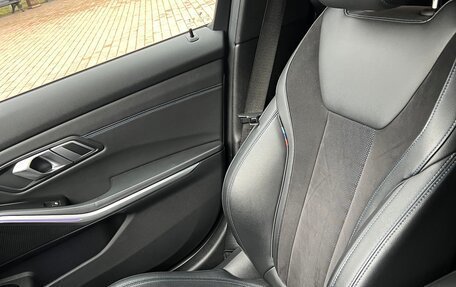 BMW 3 серия, 2019 год, 2 850 000 рублей, 13 фотография