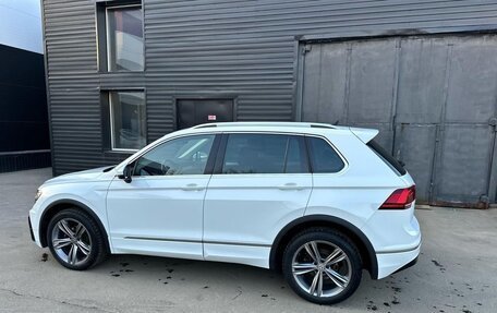 Volkswagen Tiguan II, 2018 год, 2 695 000 рублей, 9 фотография
