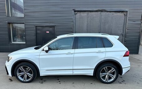 Volkswagen Tiguan II, 2018 год, 2 695 000 рублей, 10 фотография