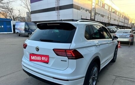Volkswagen Tiguan II, 2018 год, 2 695 000 рублей, 5 фотография