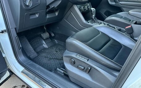 Volkswagen Tiguan II, 2018 год, 2 695 000 рублей, 15 фотография