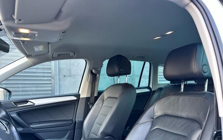 Volkswagen Tiguan II, 2018 год, 2 695 000 рублей, 18 фотография