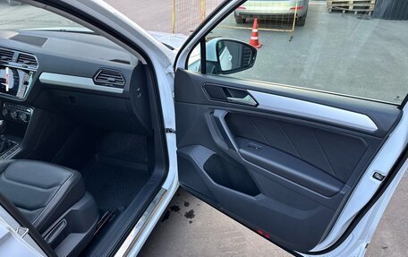Volkswagen Tiguan II, 2018 год, 2 695 000 рублей, 32 фотография