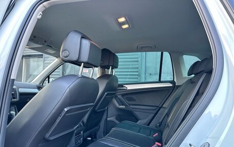 Volkswagen Tiguan II, 2018 год, 2 695 000 рублей, 27 фотография