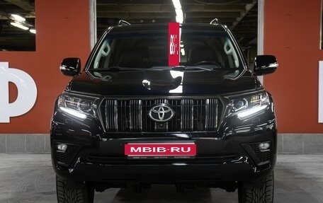 Toyota Land Cruiser Prado 150 рестайлинг 2, 2020 год, 6 099 000 рублей, 2 фотография