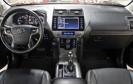 Toyota Land Cruiser Prado 150 рестайлинг 2, 2020 год, 6 099 000 рублей, 15 фотография