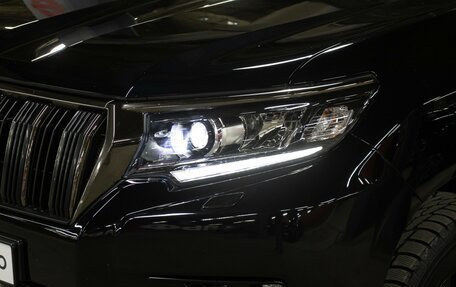 Toyota Land Cruiser Prado 150 рестайлинг 2, 2020 год, 6 099 000 рублей, 24 фотография