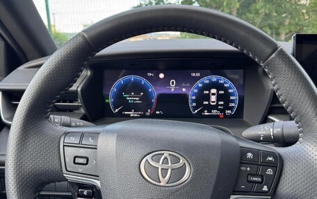 Toyota Camry, 2024 год, 3 800 000 рублей, 8 фотография