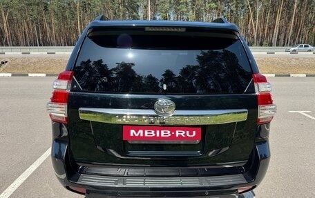 Toyota Land Cruiser Prado 150 рестайлинг 2, 2016 год, 3 500 000 рублей, 3 фотография
