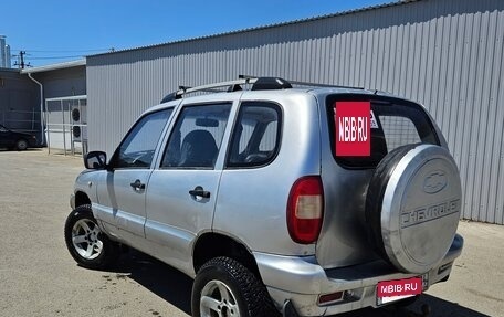 Chevrolet Niva I рестайлинг, 2003 год, 320 000 рублей, 2 фотография