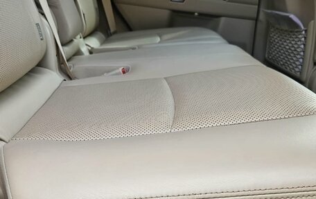 Toyota Land Cruiser Prado 150 рестайлинг 2, 2019 год, 4 800 000 рублей, 8 фотография