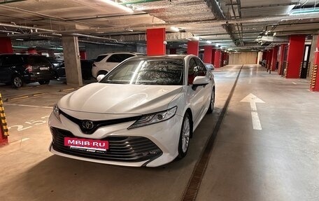 Toyota Camry, 2019 год, 3 400 000 рублей, 7 фотография
