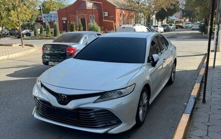 Toyota Camry, 2020 год, 2 740 000 рублей, 2 фотография