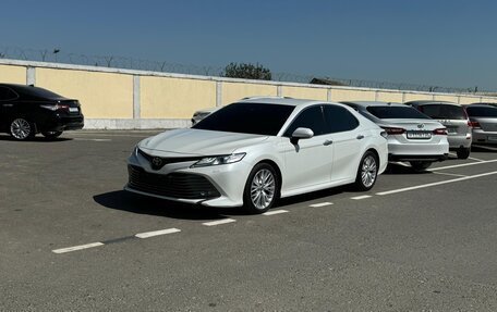 Toyota Camry, 2020 год, 2 740 000 рублей, 12 фотография
