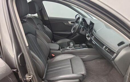 Audi A4, 2022 год, 2 547 333 рублей, 4 фотография